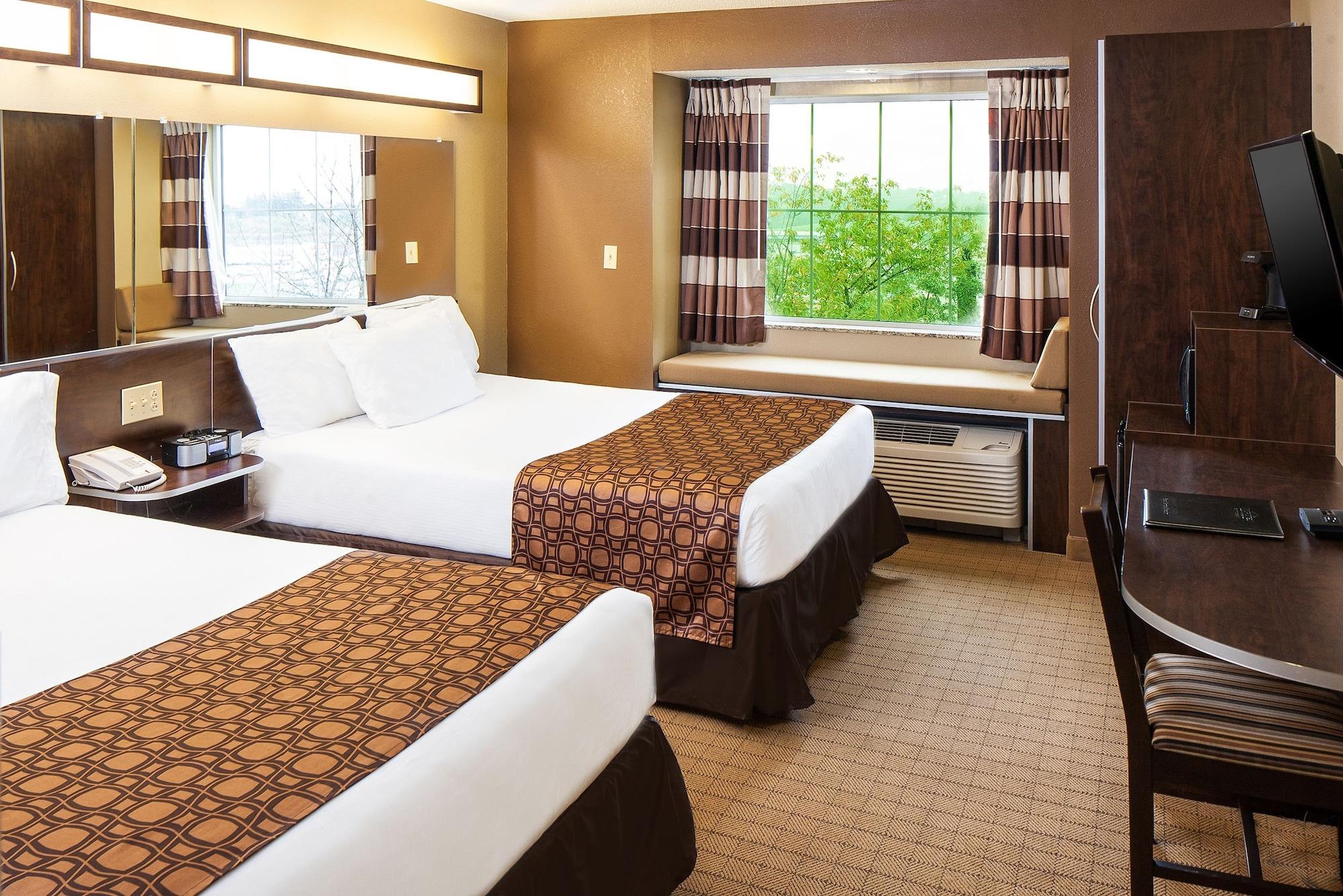 Microtel Inn & Suites By Wyndham St Clairsville - Wheeling St. Clairsville Екстер'єр фото