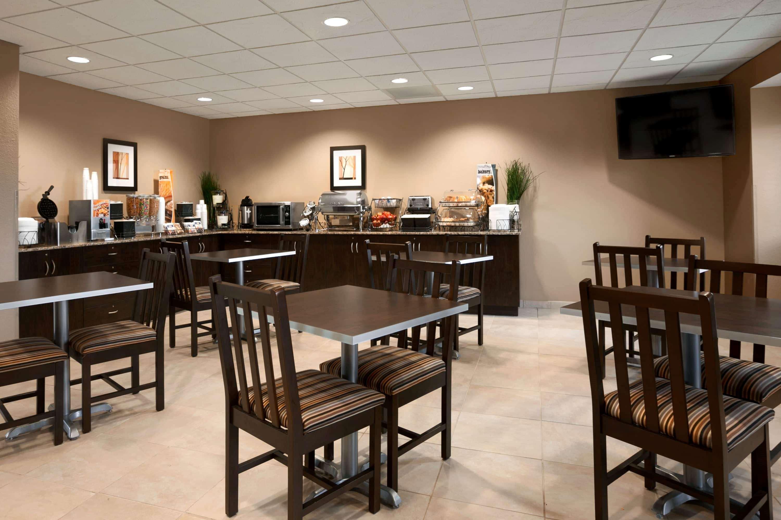 Microtel Inn & Suites By Wyndham St Clairsville - Wheeling St. Clairsville Екстер'єр фото