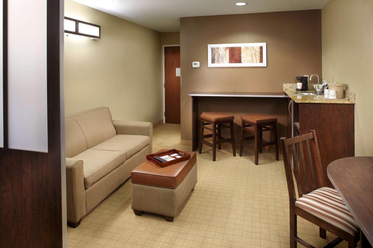 Microtel Inn & Suites By Wyndham St Clairsville - Wheeling St. Clairsville Екстер'єр фото
