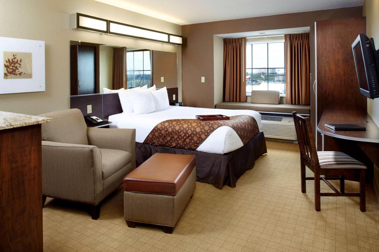 Microtel Inn & Suites By Wyndham St Clairsville - Wheeling St. Clairsville Екстер'єр фото