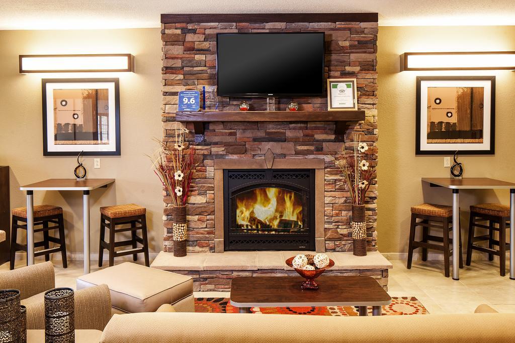 Microtel Inn & Suites By Wyndham St Clairsville - Wheeling St. Clairsville Екстер'єр фото