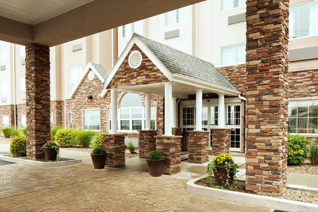 Microtel Inn & Suites By Wyndham St Clairsville - Wheeling St. Clairsville Екстер'єр фото